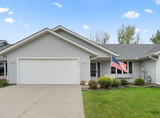 2574 75th St E, Inver Grove Heights, MN 55076