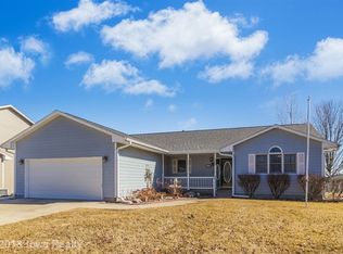 350 NE Cedar Ave, Earlham, IA 50072