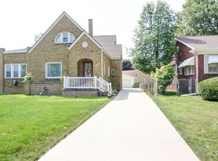 2285 N Water St, Decatur, IL 62526