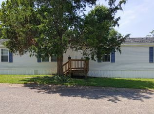 10 Castle Ct, Stafford, VA 22554