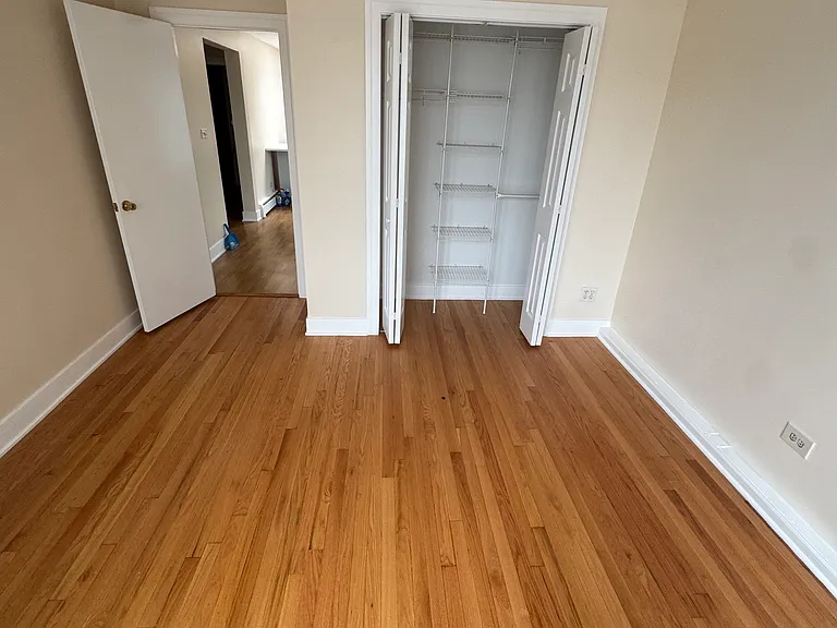 7018 W Archer Ave #2R — Photo 7