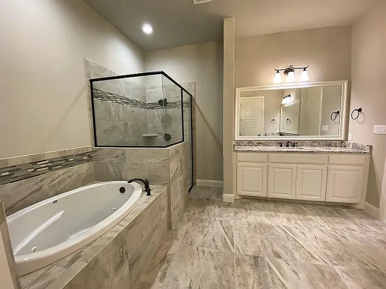 600 Lydia Ct — Photo 8