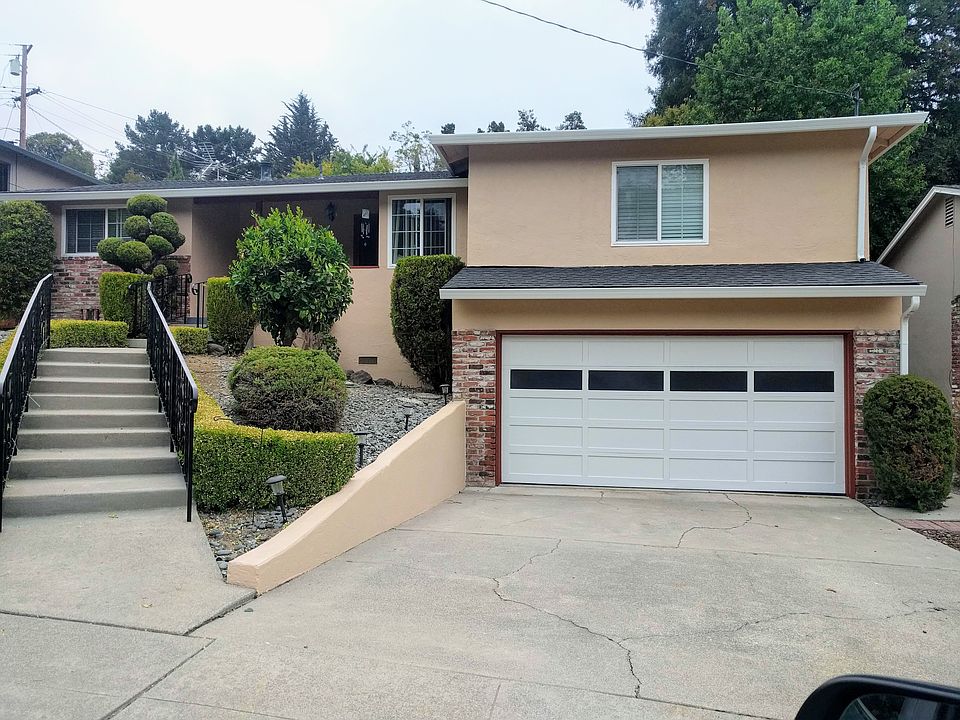 New paint and garage door