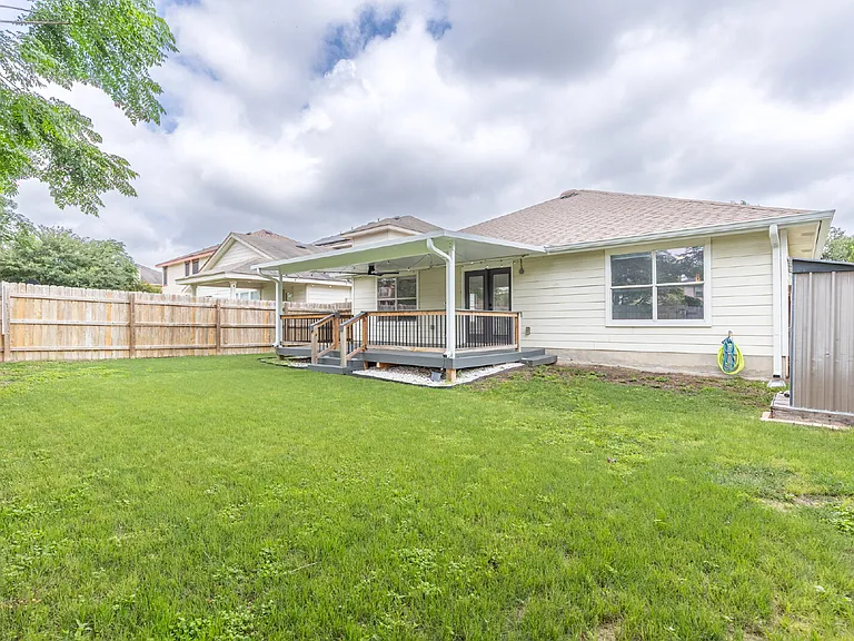 7410 Tranquillo Way — Photo 32