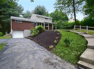 517 Brookdale Dr, Pittsburgh, PA
