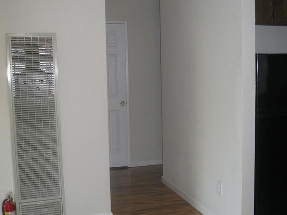2nd image of 1056 Tekman Dr Floor 1