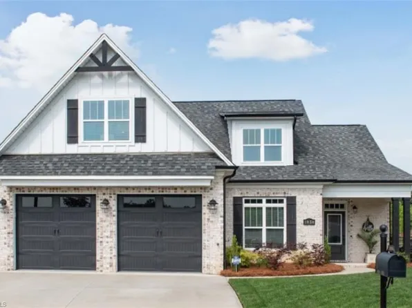 1058 Wood Duck Ln, Winston Salem, NC 27106