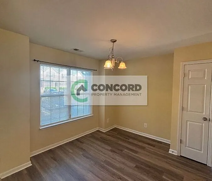 104 Silhouette Dr — Photo 5