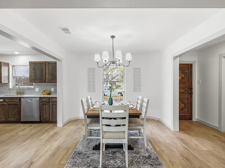 426 Zephyr Dr — Photo 12