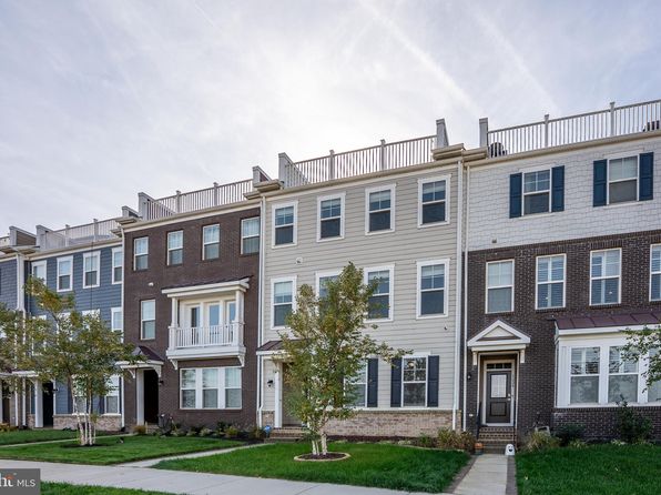 1622 Sandpiper Bay Loop