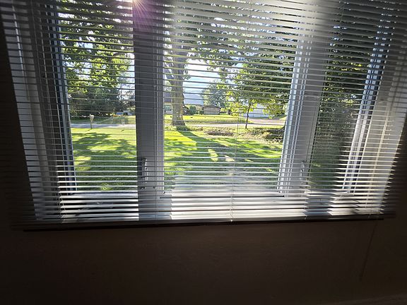 5th image of 1053 Butler Rd
