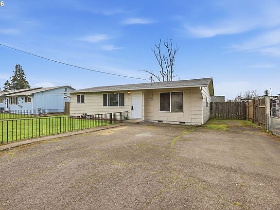 2nd image of 266 40th St