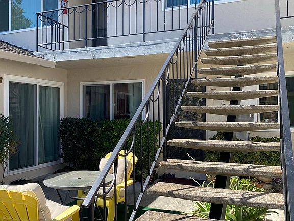 2nd image of 759 Calla Dr #2