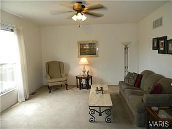 3rd image of 9357 Southtowne Farms Dr