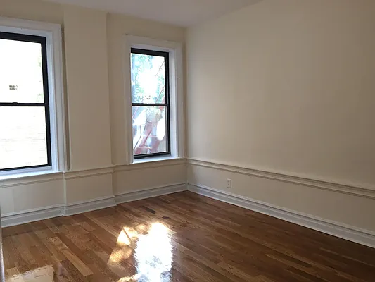 Rented by HFF Realty LLC | media 5