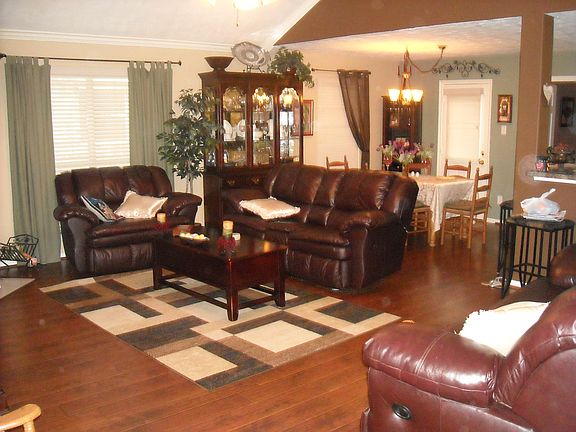 4th image of 21745 York Timbers Dr
