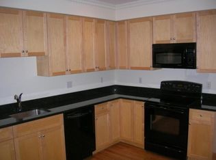 5 Elmcrest Ter APT 3, Norwalk, CT 06850