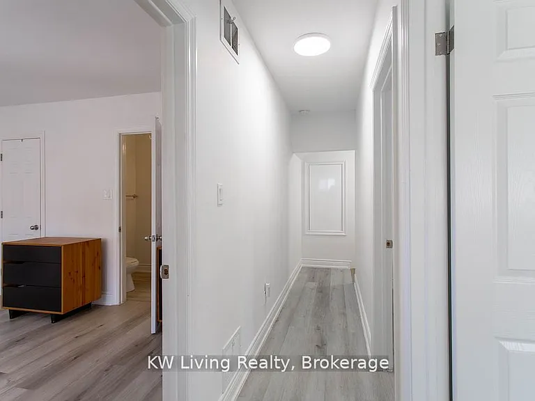 702 Lake Dr S — Photo 34
