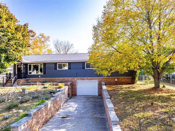 1815 Manorhaven St, Ortonville, MI 48462