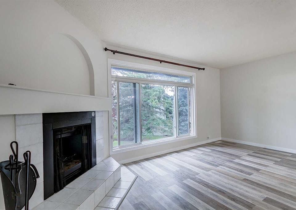 1st image of 310 Brookmere Rd SW #12