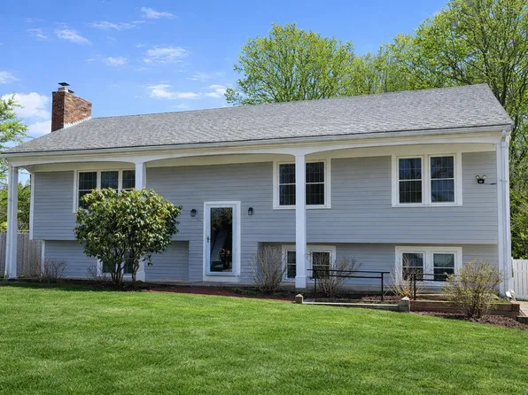 147 Bristol Avenue, Hyannis, MA 02601