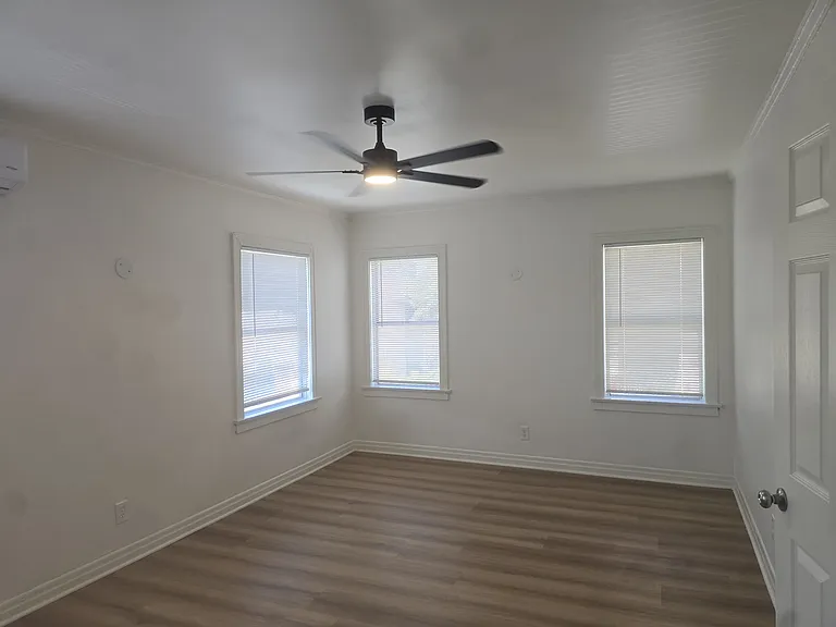 2640 S Manhattan Pl #2640 — Photo 13