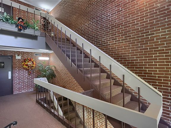 4th image of 551 Sloop Rd APT 54