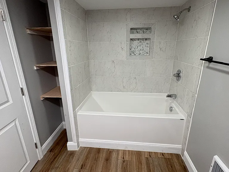 406 Realty St SW — Photo 15