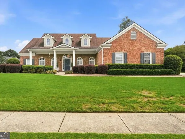 1353 Arbor Bluff Ct, Lawrenceville, GA 30045