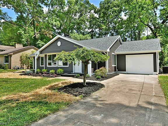 2nd image of 727 Truesdale Rd