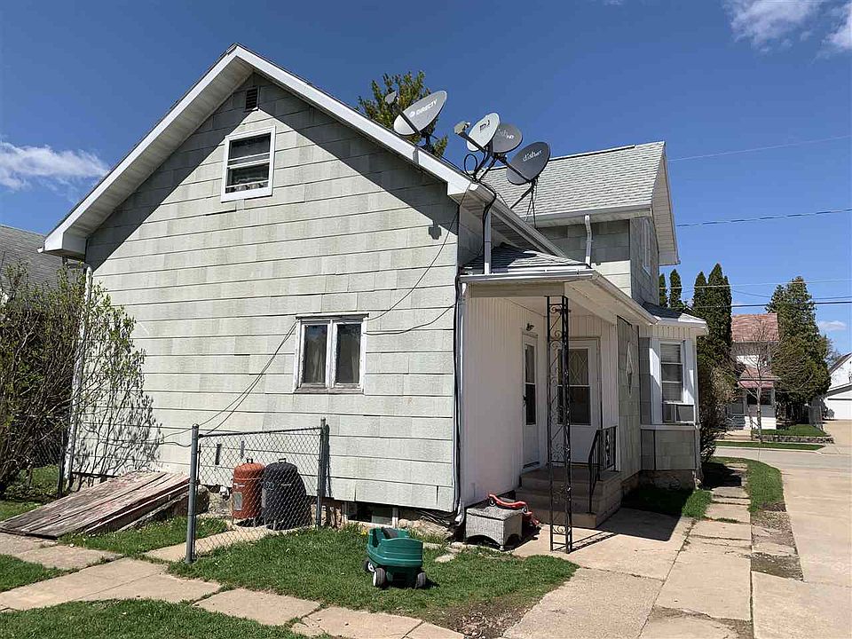 2nd image of 417 W 11th Ave