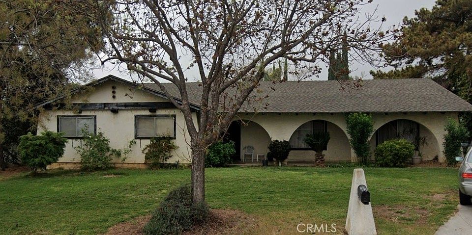 1st image of 5276 Sapphire St
