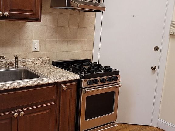 2nd image of 342 Prospect Ave APT 2L