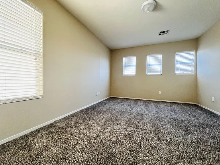 8744 Salvestrin Point Ave — Photo 15
