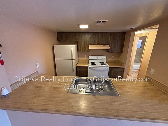 5th image of 2131 N Margaret Ave APT B