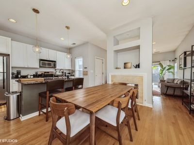 2120 N Point St #3, Chicago, IL, 60647
