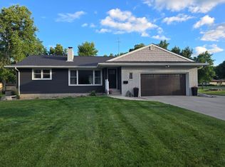 1207 W Park Ave, Olivia, MN 56277