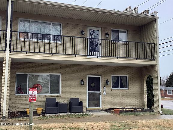 3rd image of 120 Casa Bella Ct