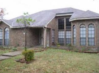 8701 Woodlake Dr, Rowlett, TX 75088