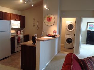 1910 E Broadway APT 816, Waukesha, WI 53186
