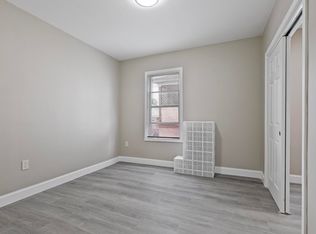 10 Massasoit Rd APT 1, Worcester, MA 01604
