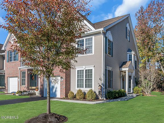 5th image of 25 Ironwood Court