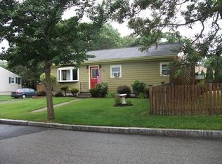 76 Jules St, Fall River, MA 02720