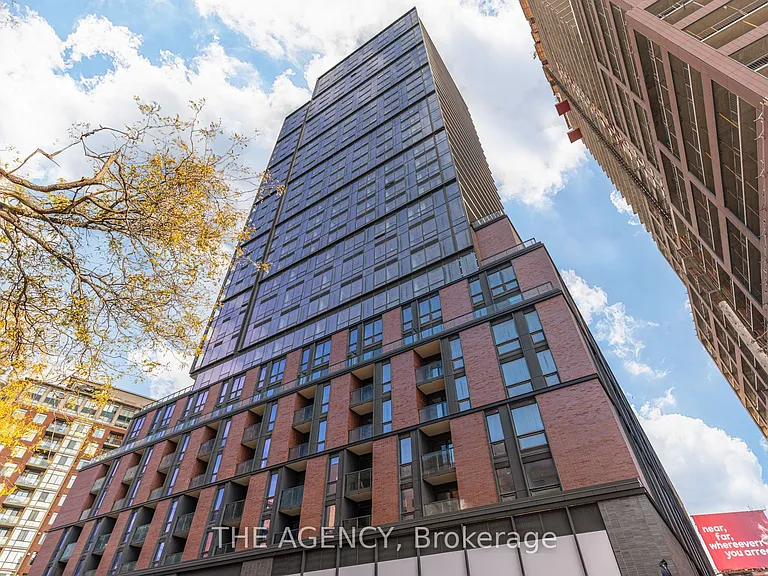 33 Parliament St #429 — Photo 44
