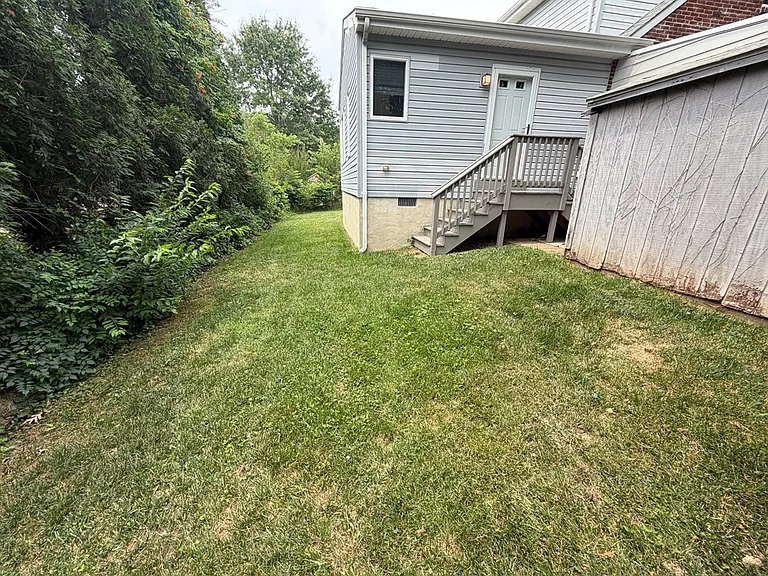 126 Median Dr — Photo 35