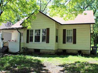 635 Chestnut St, Emporia, KS 66801