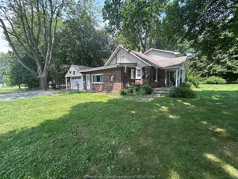 1720 Orford St — Photo 8