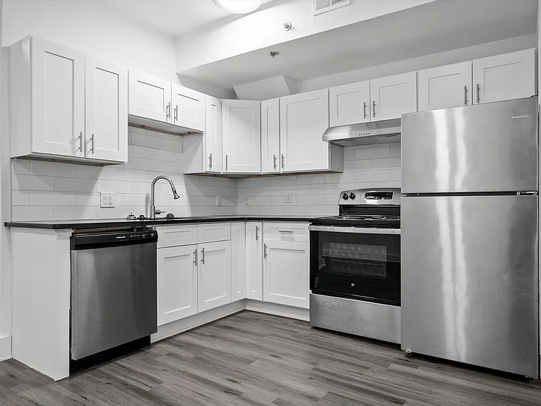 Westwill Apartments Midtown — Photo 14