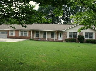 177 Craig Dr, Lawrenceville, GA 30046