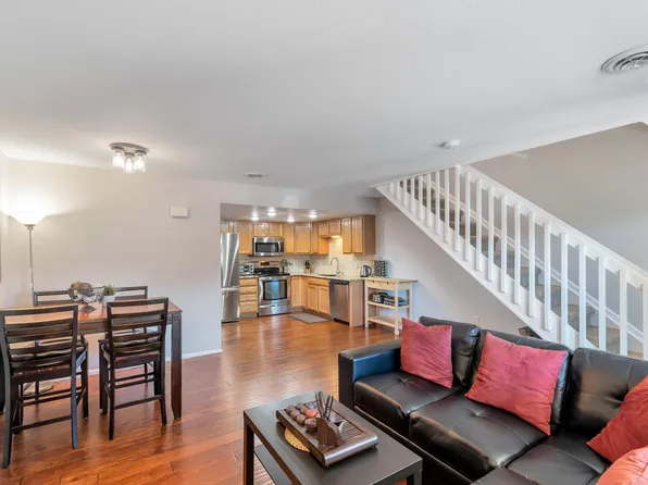 1670 S Deframe St Unit B4, Lakewood, CO 80228